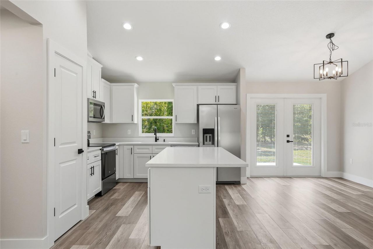 16335 Force Road , Weeki Wachee, FL 34614 Photo