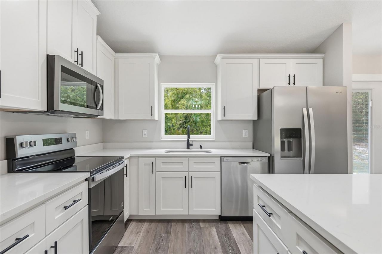16335 Force Road , Weeki Wachee, FL 34614 Photo
