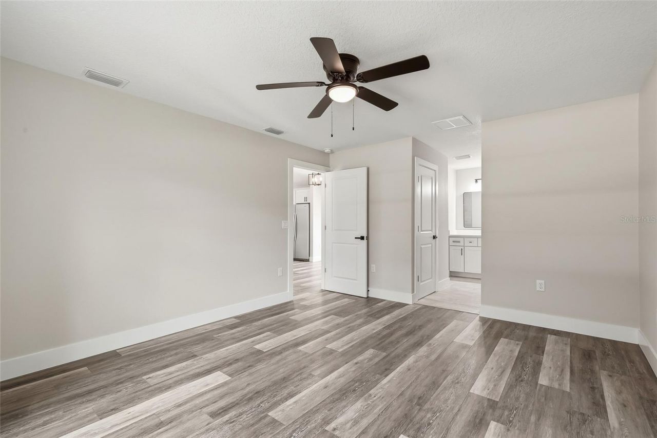 16335 Force Road , Weeki Wachee, FL 34614 Photo