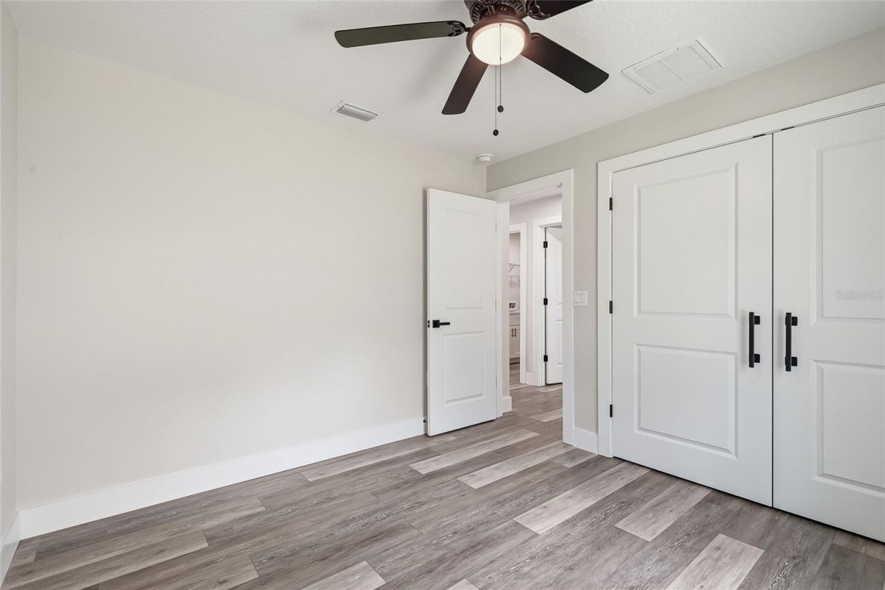 16335 Force Road , Weeki Wachee, FL 34614 Photo