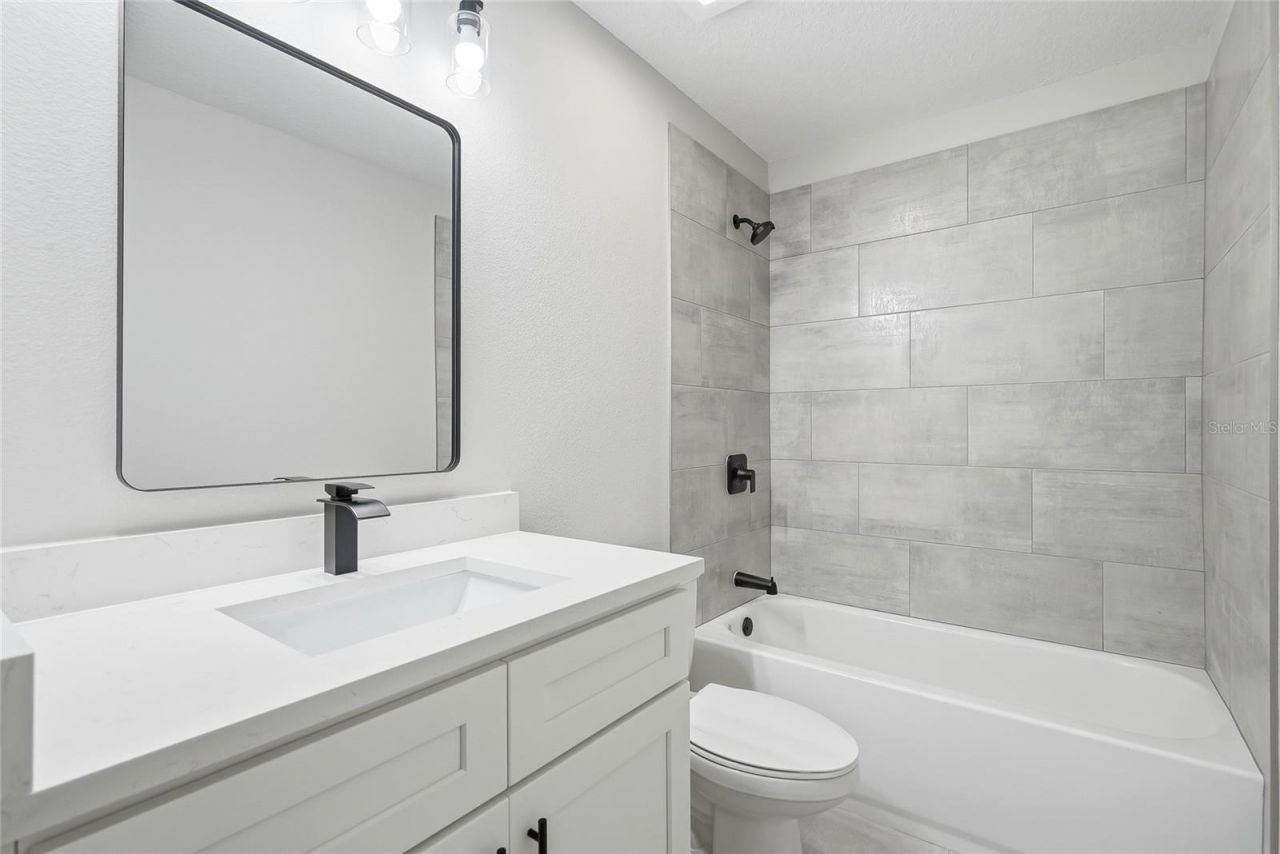16335 Force Road , Weeki Wachee, FL 34614 Photo