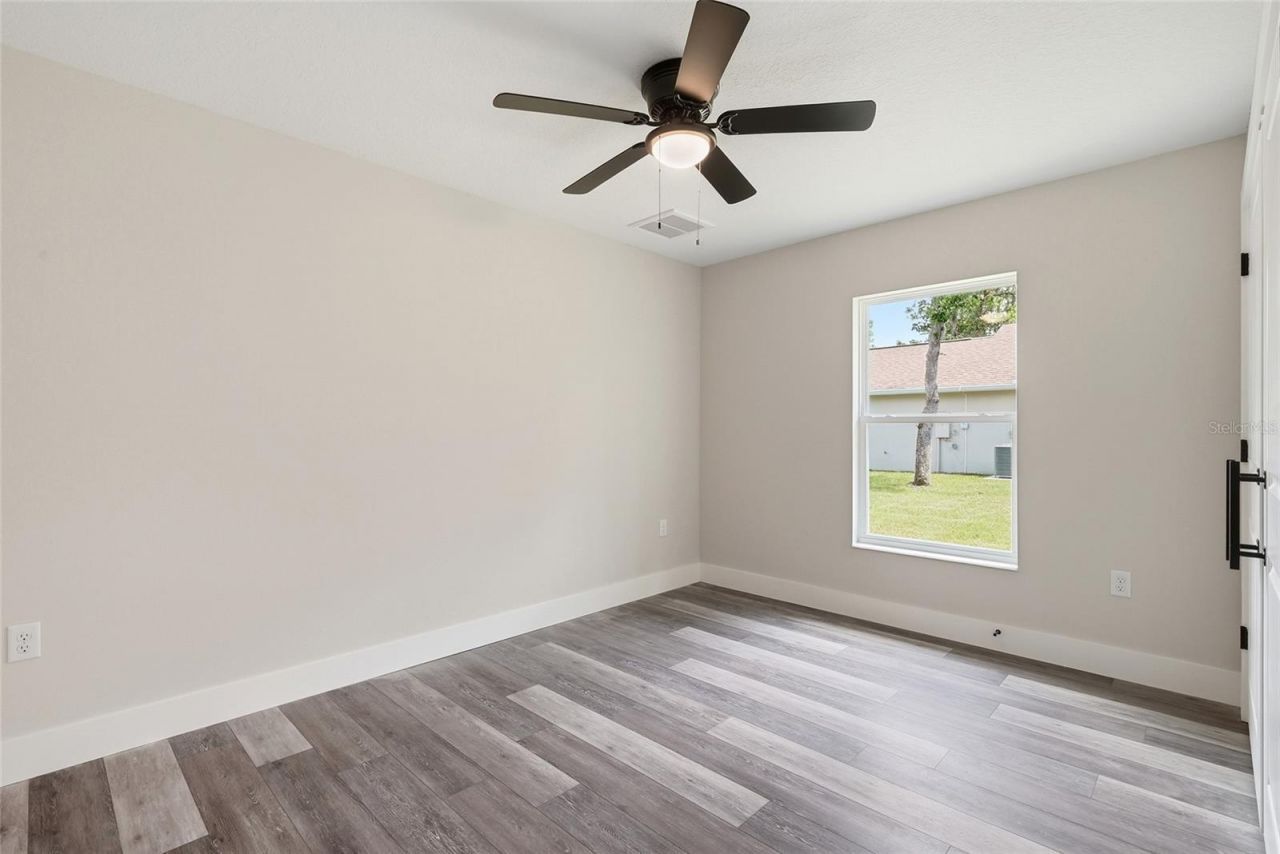 16335 Force Road , Weeki Wachee, FL 34614 Photo