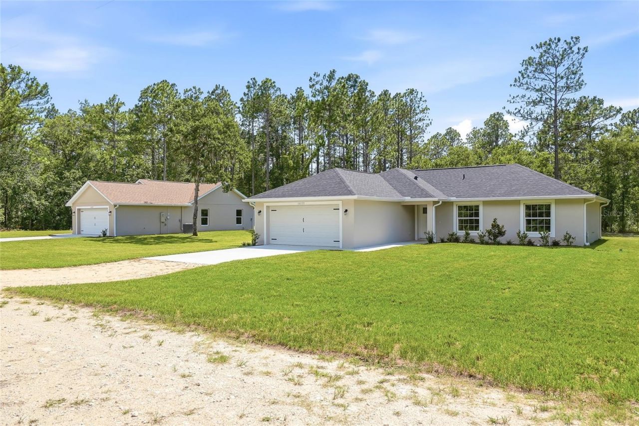 16335 Force Road , Weeki Wachee, FL 34614 Photo