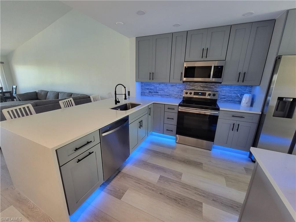 1190 Yesica Ann Cir , Unit B-204, Naples, FL 34110 Photo