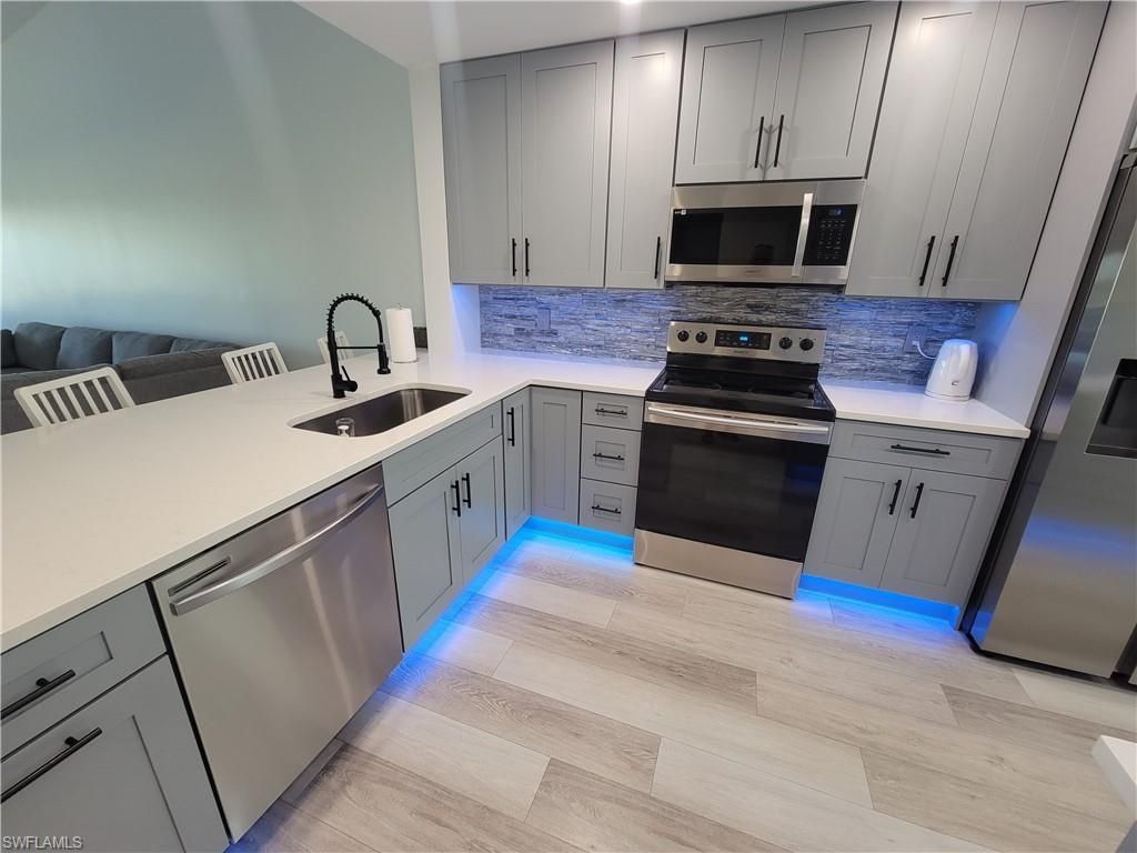 1190 Yesica Ann Cir , Unit B-204, Naples, FL 34110 Photo