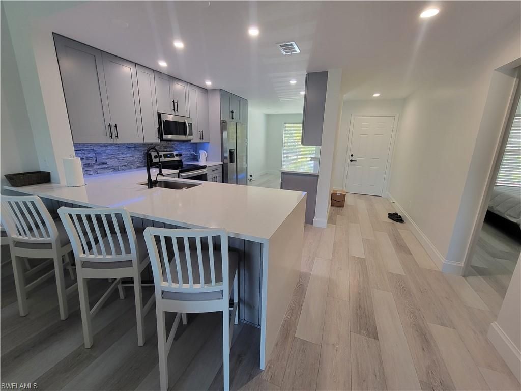 1190 Yesica Ann Cir , Unit B-204, Naples, FL 34110 Photo