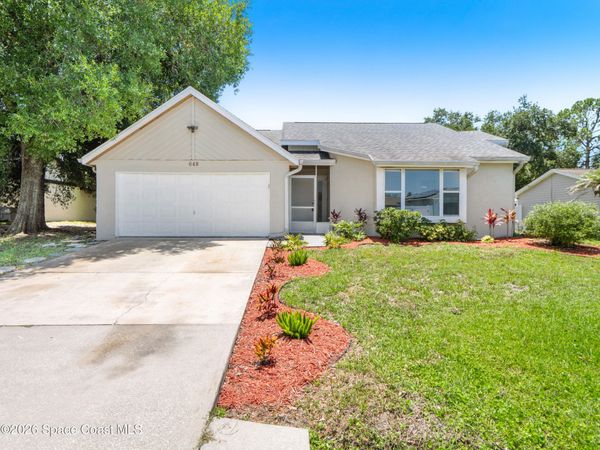 648 Munich Street NW , Palm Bay, FL 32907