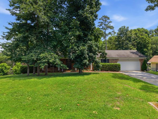 9511 Timberlog Drive, Chattanooga, TN 37421