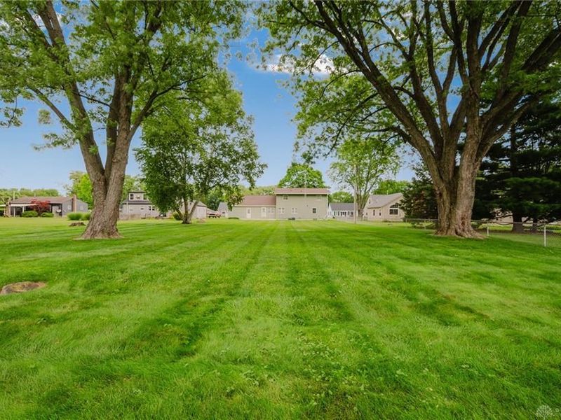 338 Armand Drive, Troy, OH 45373 Photo 45
