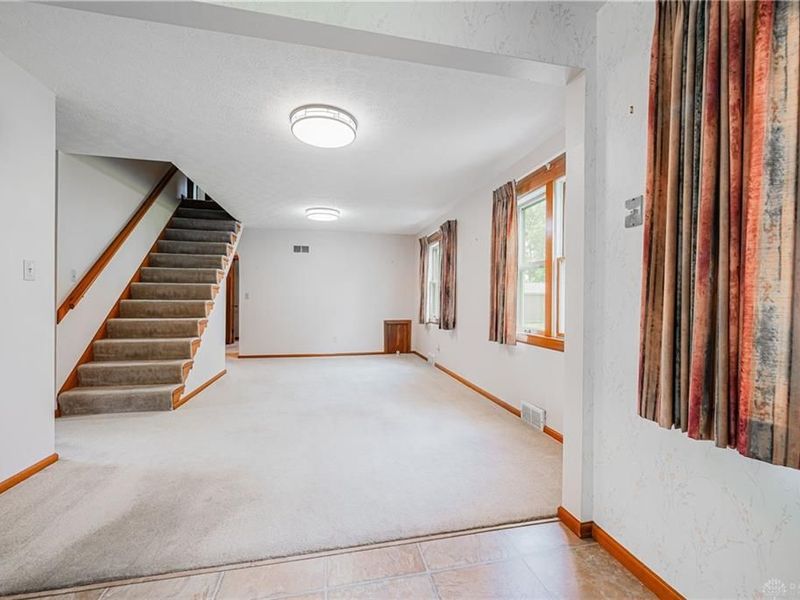 338 Armand Drive, Troy, OH 45373 Photo 8