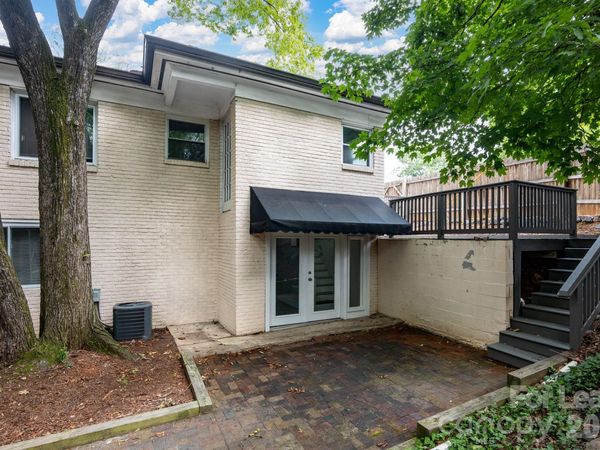 2525 Runnymede Lane , Charlotte, NC 28209