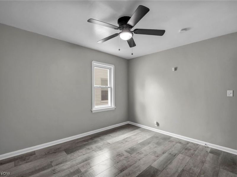 15907 Walden Avenue, Cleveland, OH 44128 Photo 20