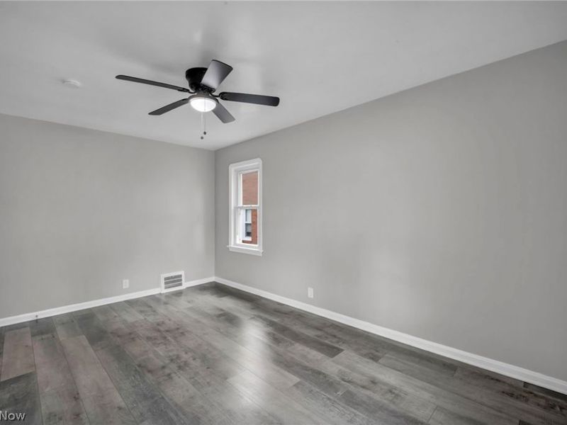 15907 Walden Avenue, Cleveland, OH 44128 Photo 22