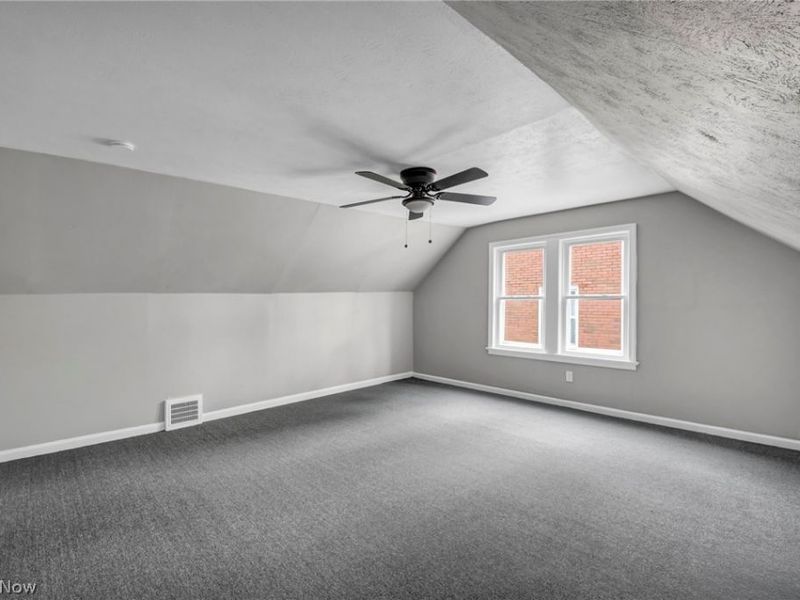 15907 Walden Avenue, Cleveland, OH 44128 Photo 29