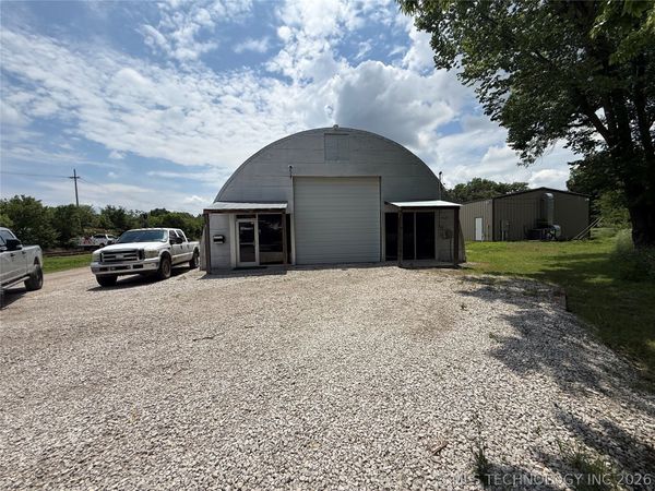 421 N 2nd Street , Sapulpa, OK 74066