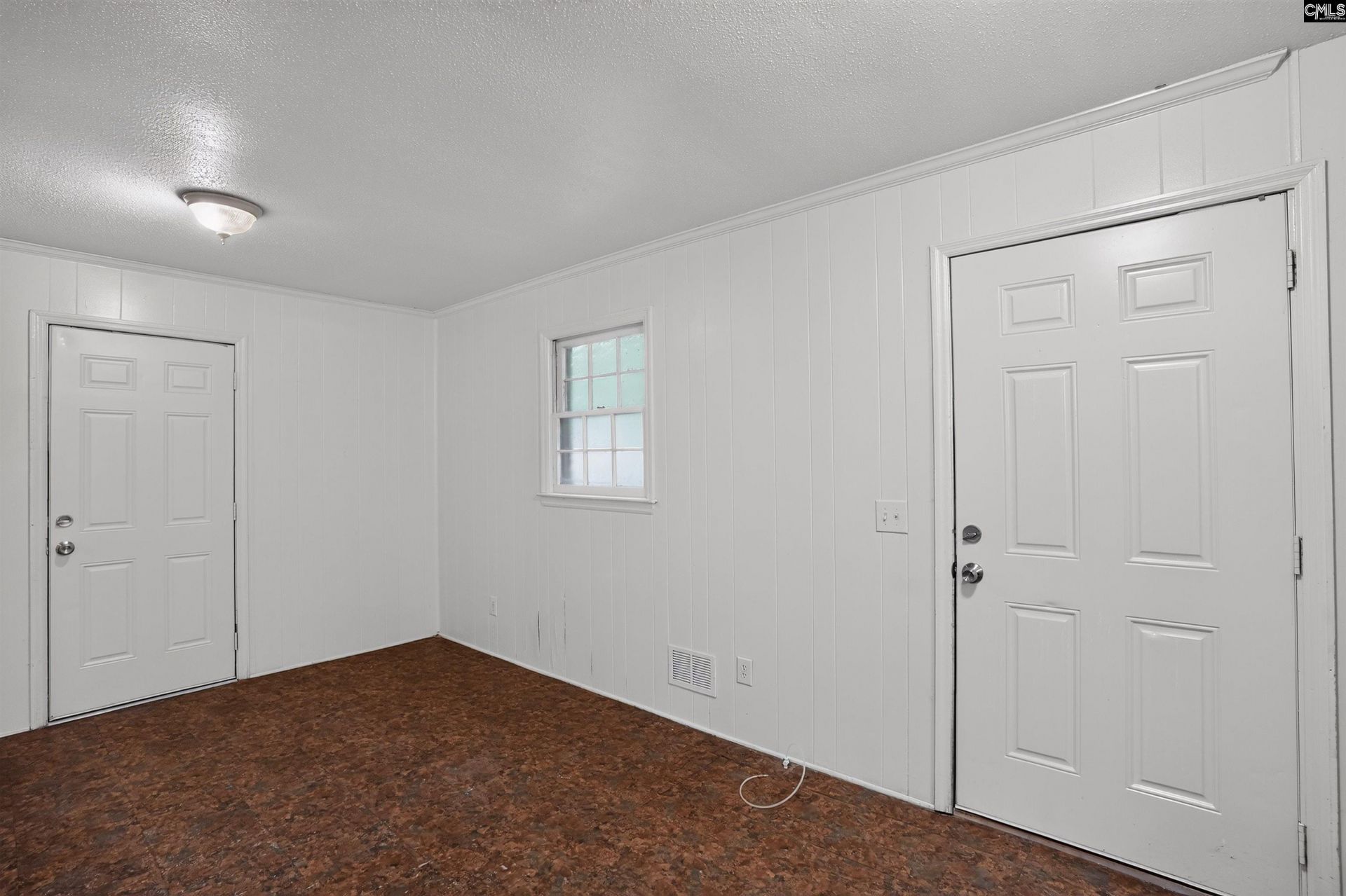 214 Leica Lane Photo 18