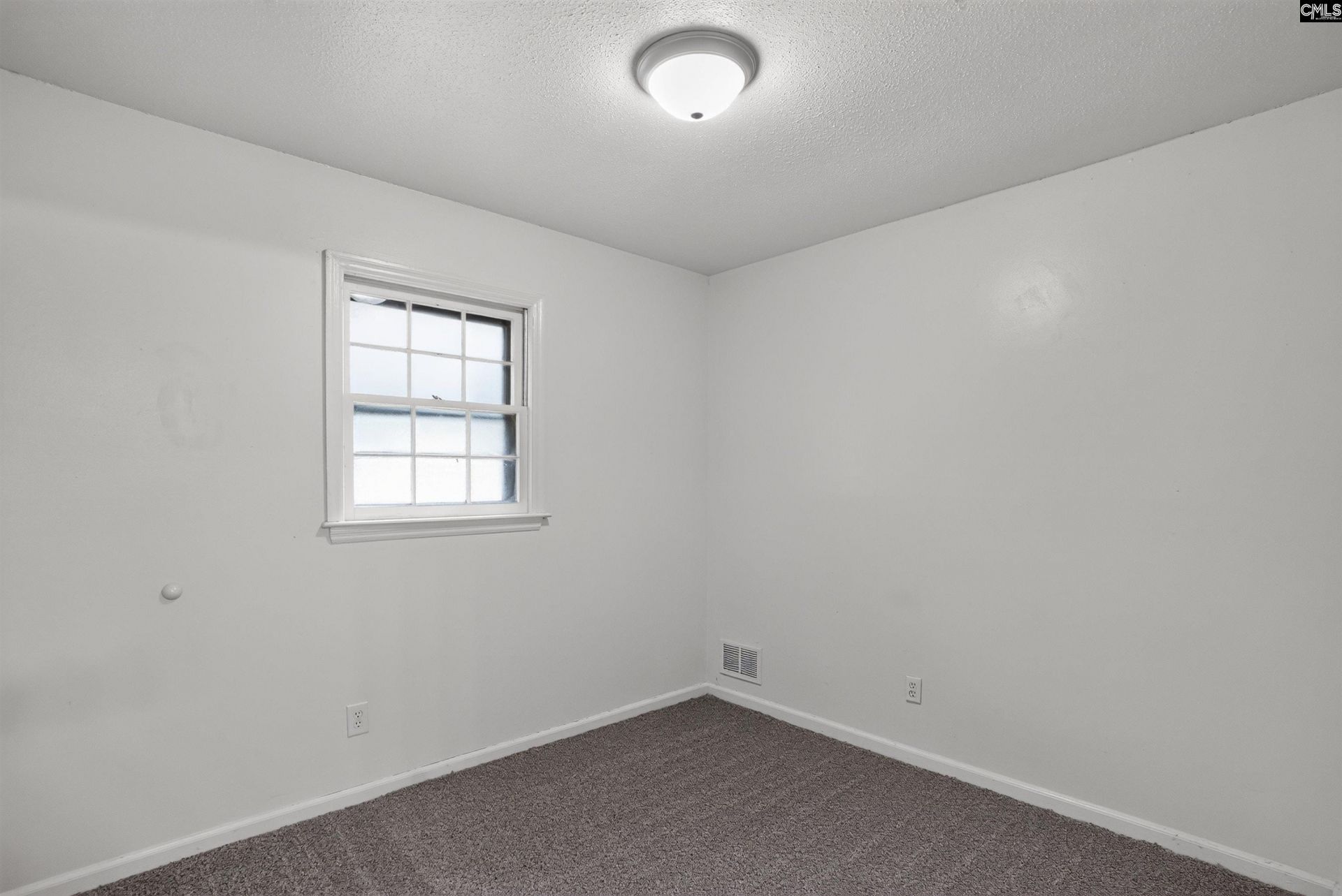 214 Leica Lane Photo 25