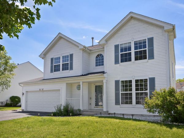 5687 McKenzie Drive , Lake In The Hills, IL 60156