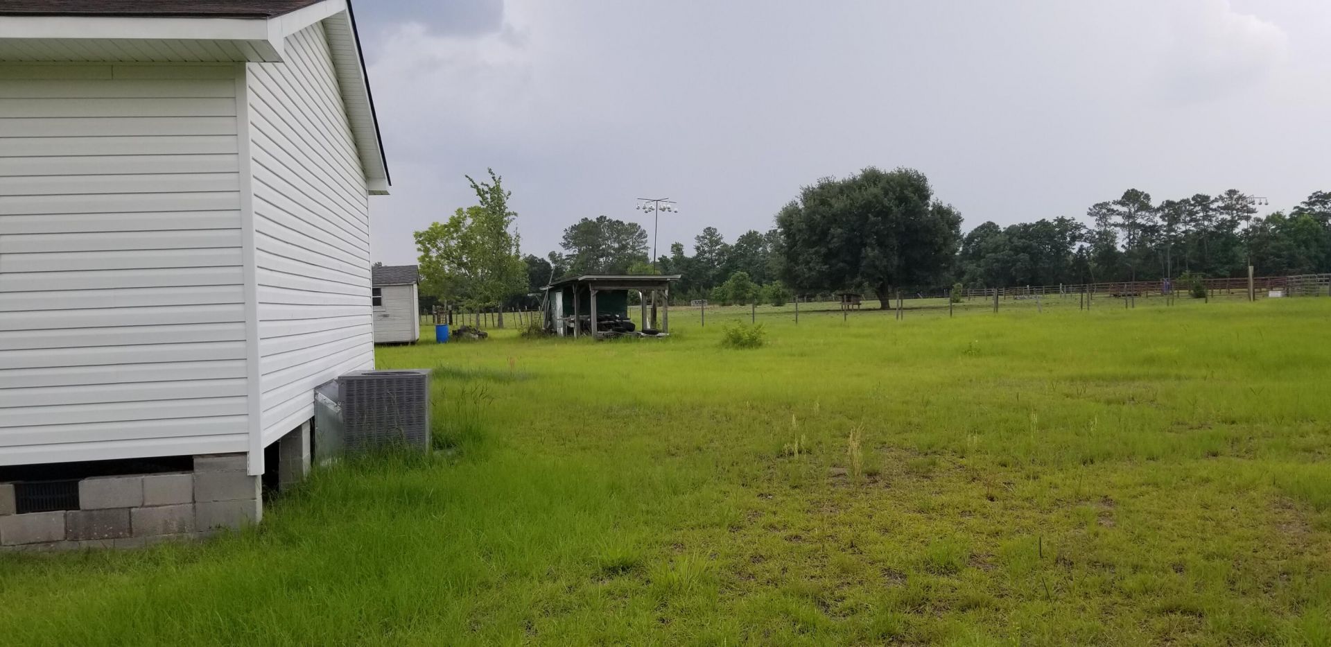 482 Stanley Avenue Photo 10