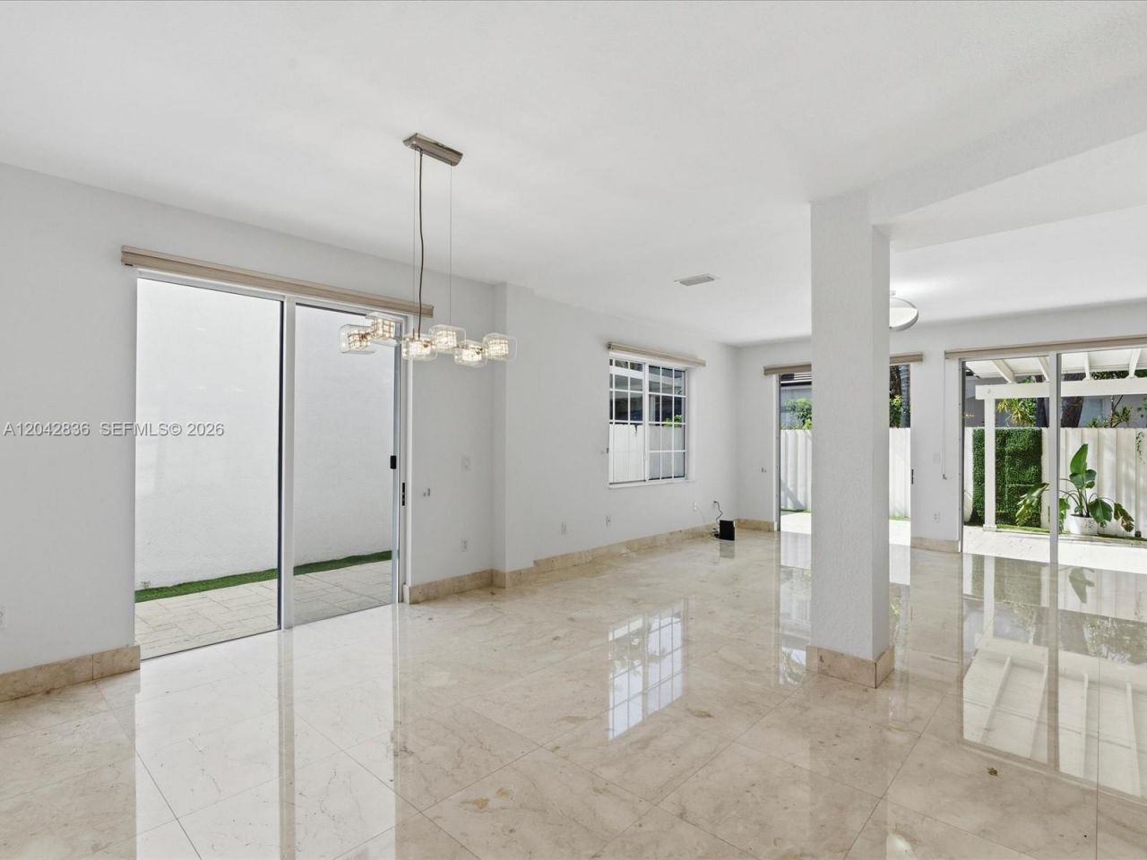 11274 NW 43rd Ter , Doral, FL 33178 Photo
