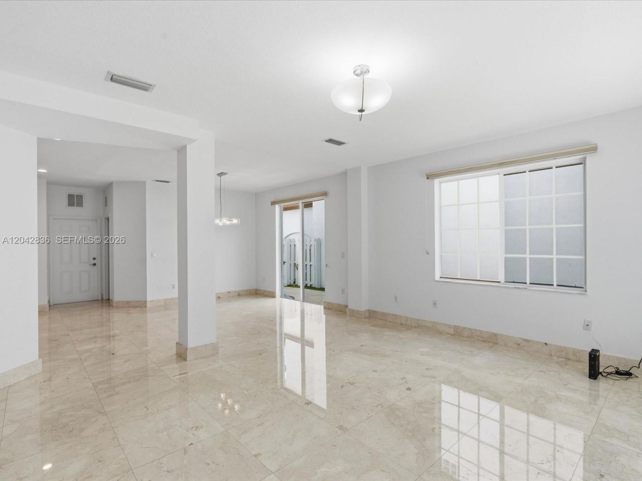 11274 NW 43rd Ter , Doral, FL 33178 Photo
