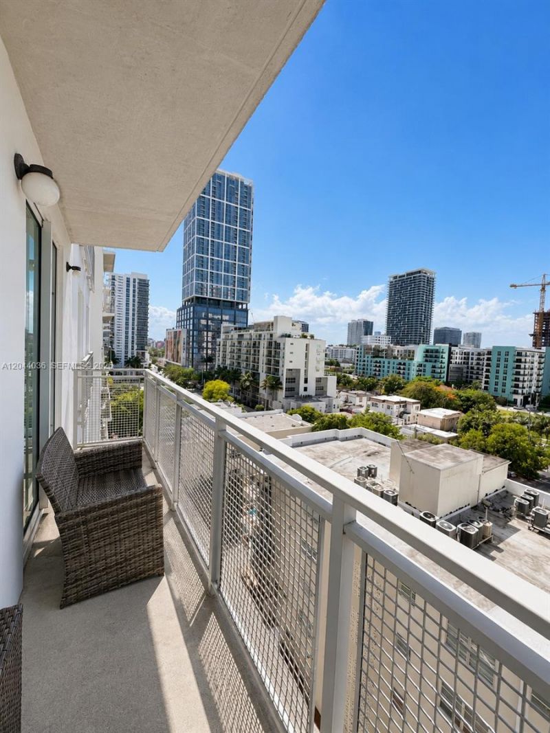 455 NE 25th St , Unit 806, Miami, FL 33137 Photo