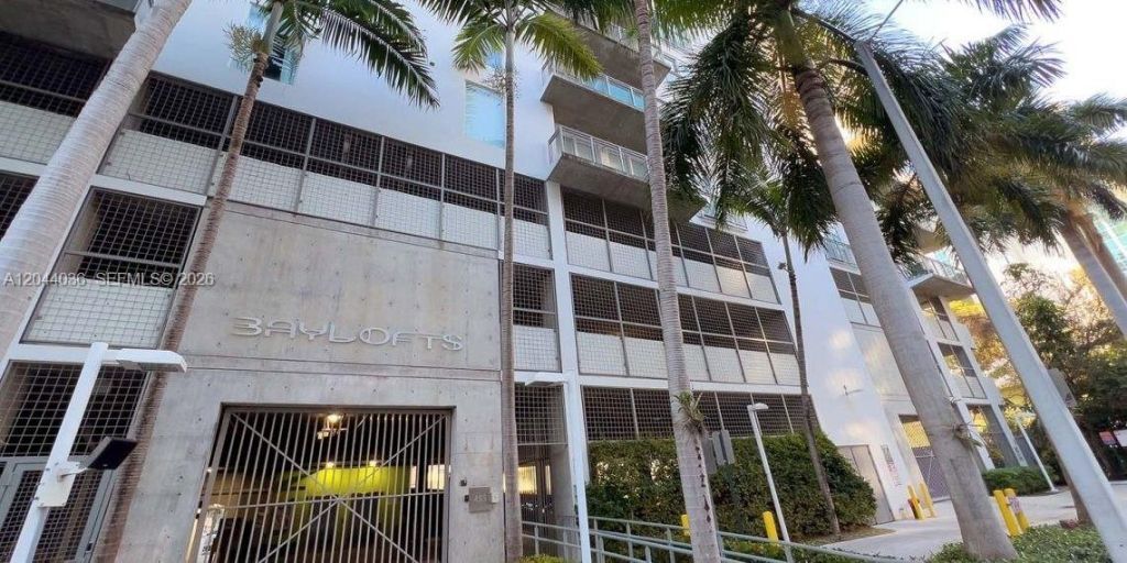 455 NE 25th St, Unit 806, Miami, FL 33137 Photo