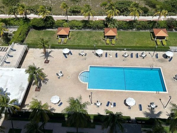 2625 Collins Ave , Unit 1805, Miami Beach, FL 33140