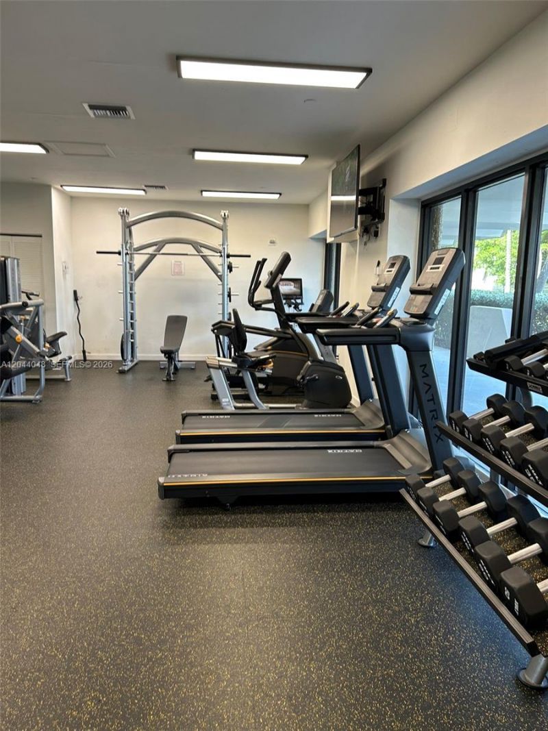 2625 Collins Ave , Unit 1805, Miami Beach, FL 33140 Photo