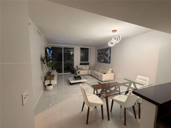 253 NE 2nd St , Unit 1204, Miami, FL 33132