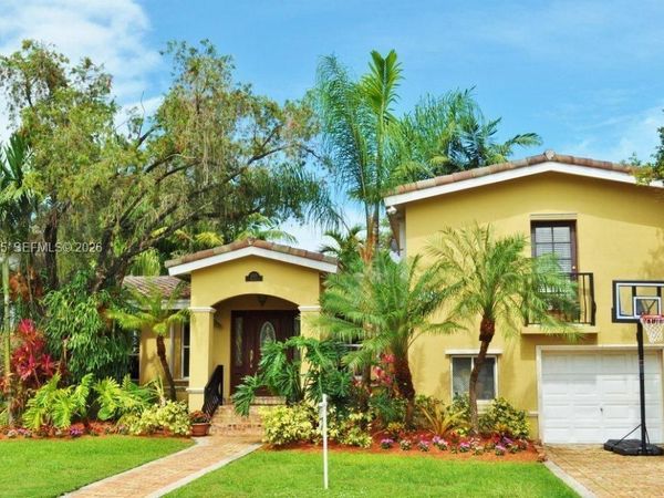 6315 Maynada St , Coral Gables, FL 33146