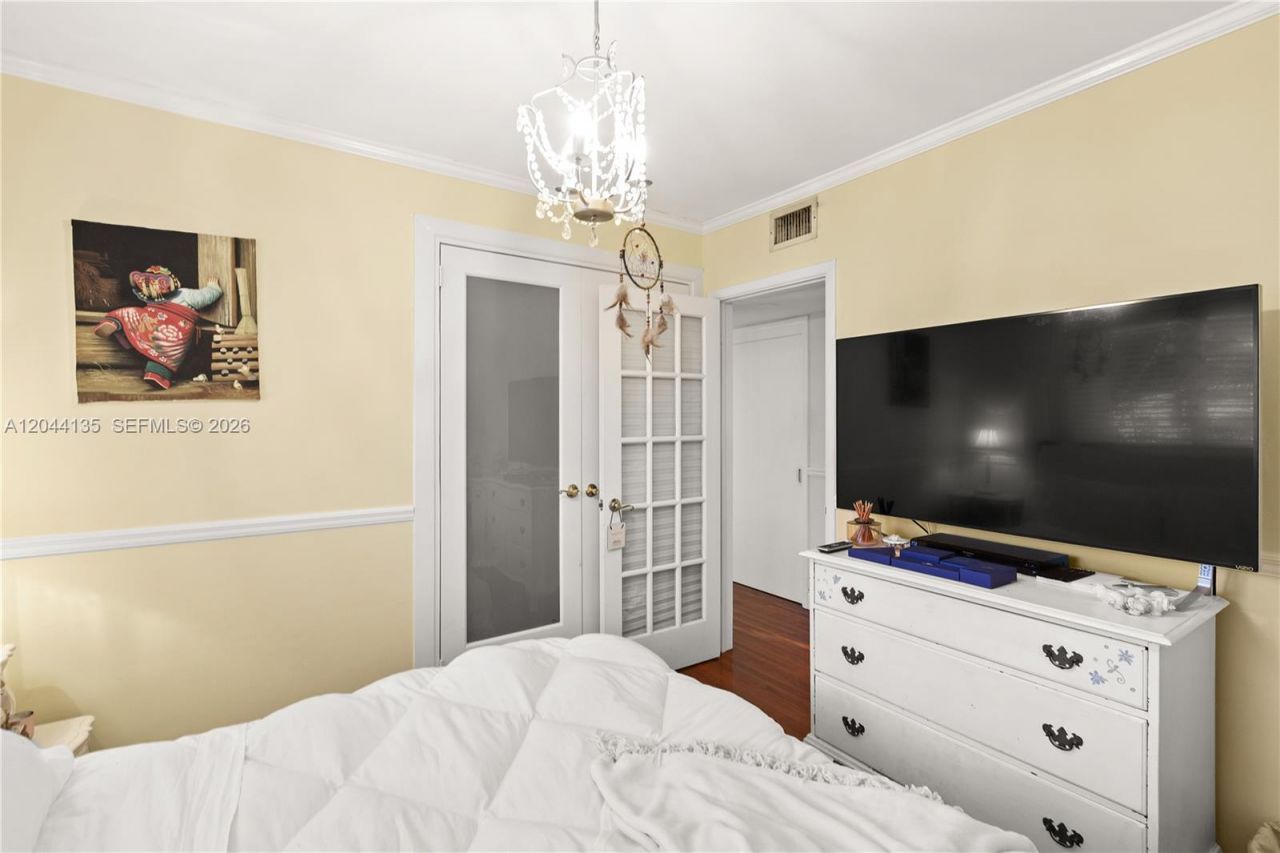 6315 Maynada St , Coral Gables, FL 33146 Photo