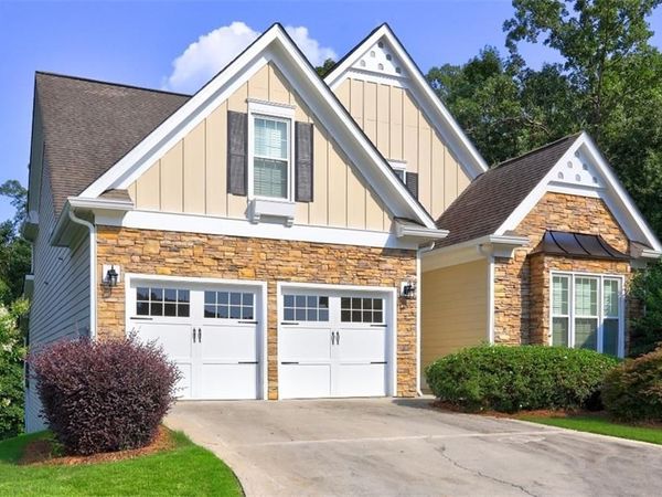 490 Grand Teton Circle , Fayetteville, GA 30215