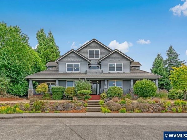 2470 Crestmont Cir S, Salem, OR 97302