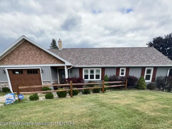 61049 Wayne Road, Burr Oak, MI 49030