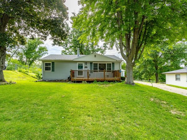 7610 SW 9th Place , Des Moines, IA 50315