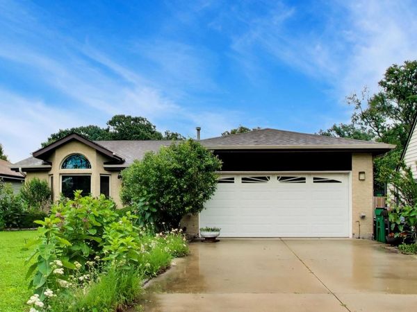 1233 Degener Avenue , Elmhurst, IL 60126