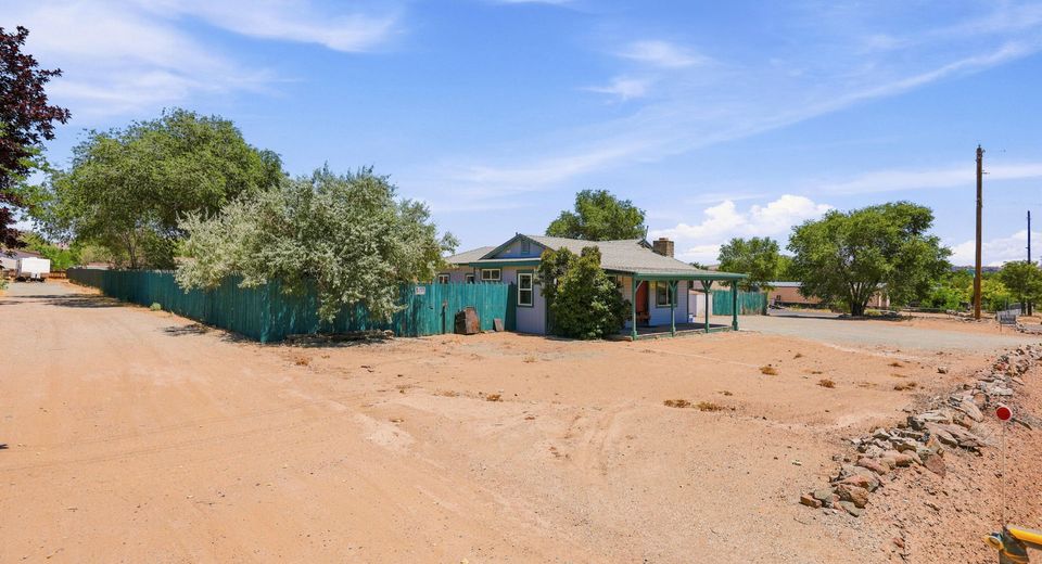 205 W 4th Avenue, Sun Valley, NV 89433 Photo