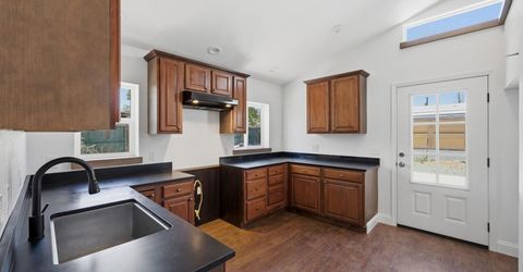 205 W 4th Avenue, Sun Valley, NV 89433 Photo