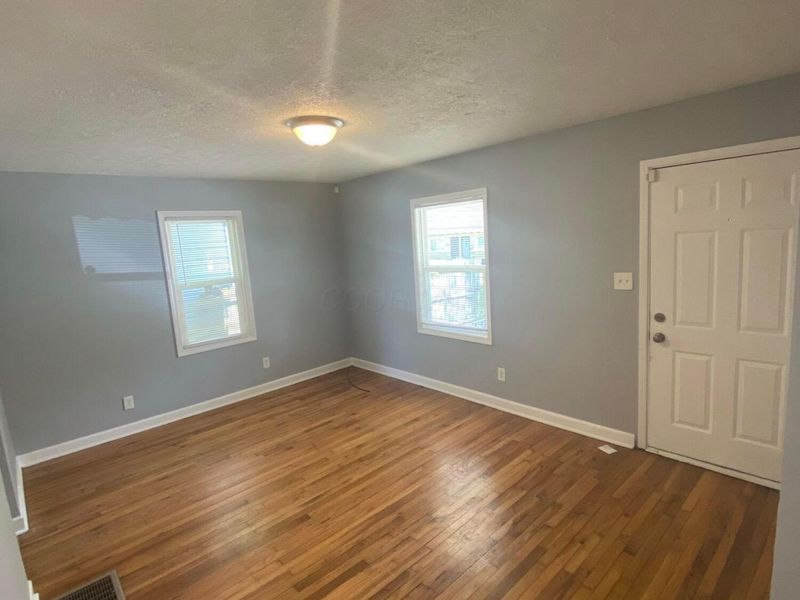 2299 Hamilton Avenue , Columbus, OH 43211 Photo 4