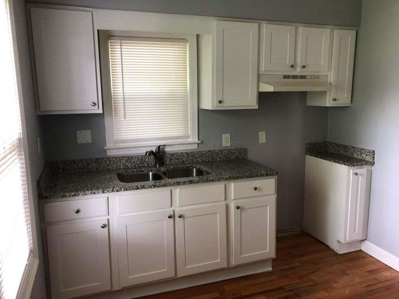 2299 Hamilton Avenue , Columbus, OH 43211 Photo 6