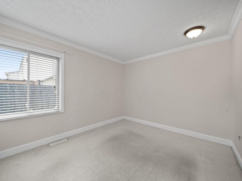 184 E Schrock Road, Westerville, OH 43081 Photo 30