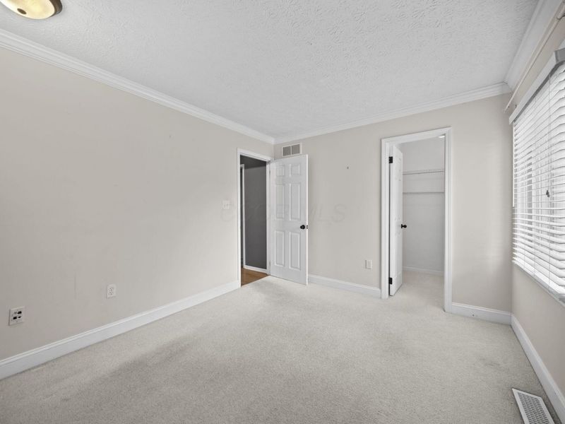 184 E Schrock Road, Westerville, OH 43081 Photo 31