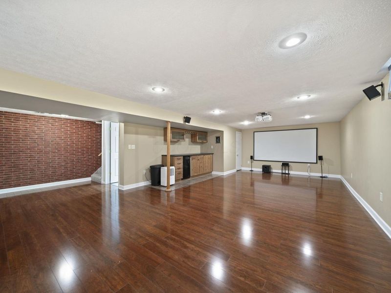 184 E Schrock Road, Westerville, OH 43081 Photo 35