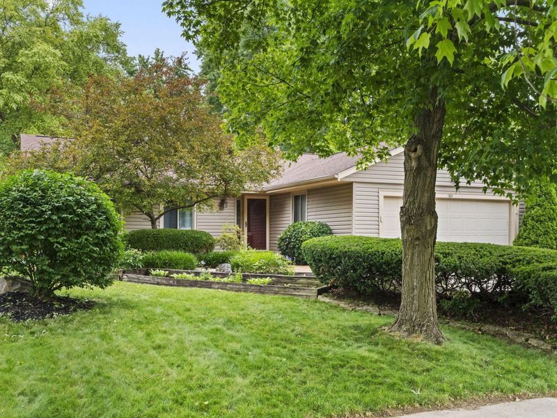 184 E Schrock Road, Westerville, OH 43081 Photo 4