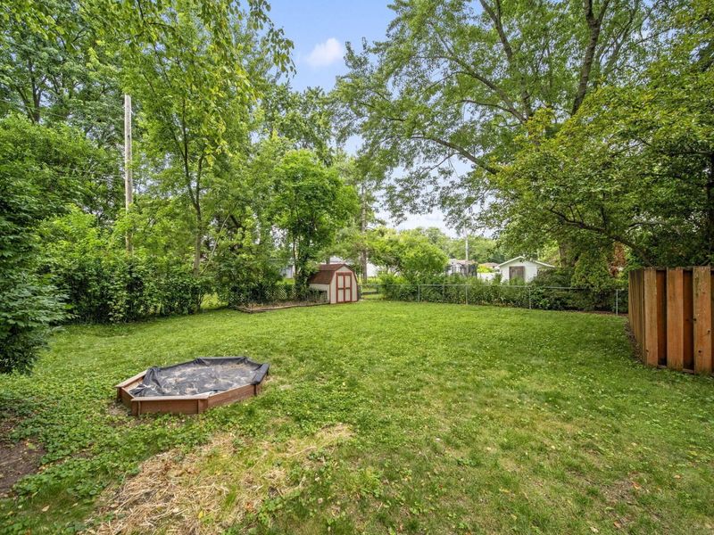 184 E Schrock Road, Westerville, OH 43081 Photo 49