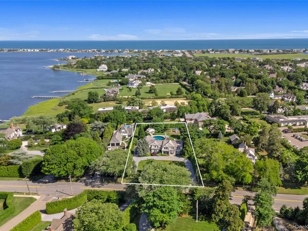 275 Main Street , Westhampton Beach, NY 11978