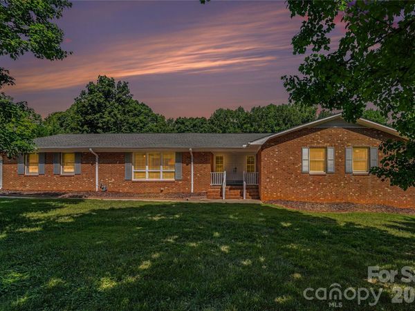 110 S Myrtle Avenue , China Grove, NC 28023