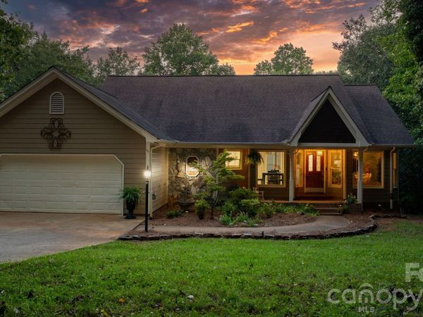4093 Fairview Drive , Maiden, NC 28650