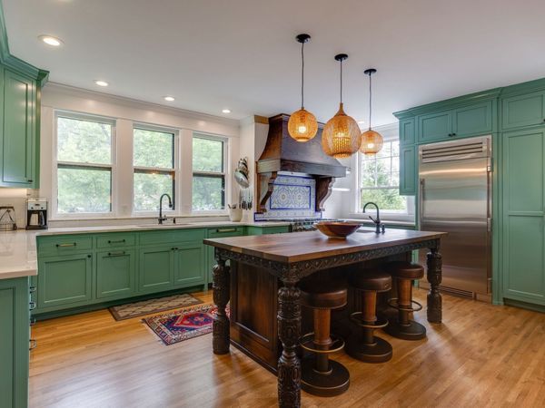 1715 Cedar Ln, Nashville, TN 37212